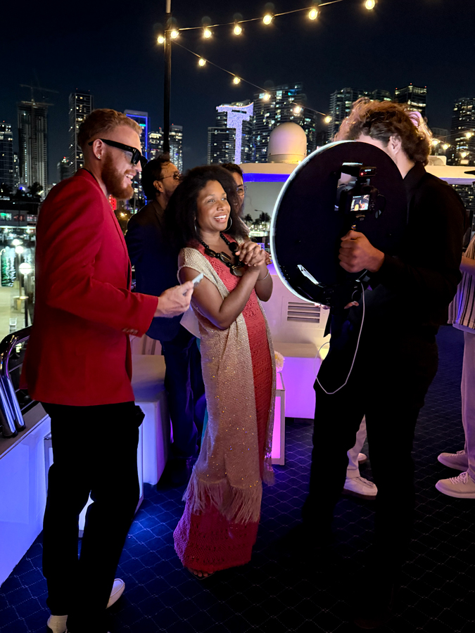 mobile roamingphotobooth miami Photo Booth Boutique | Photo Booth Rentals in Miami