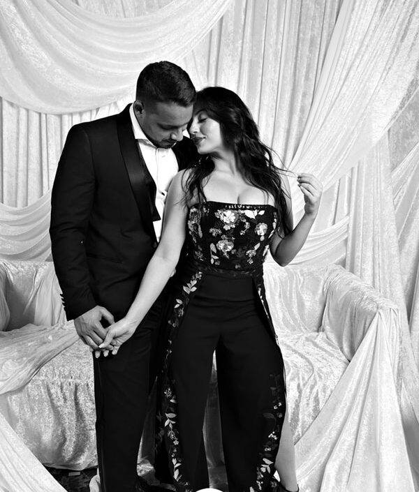 Biltmore Wedding Portrait Lounge Couple B&W