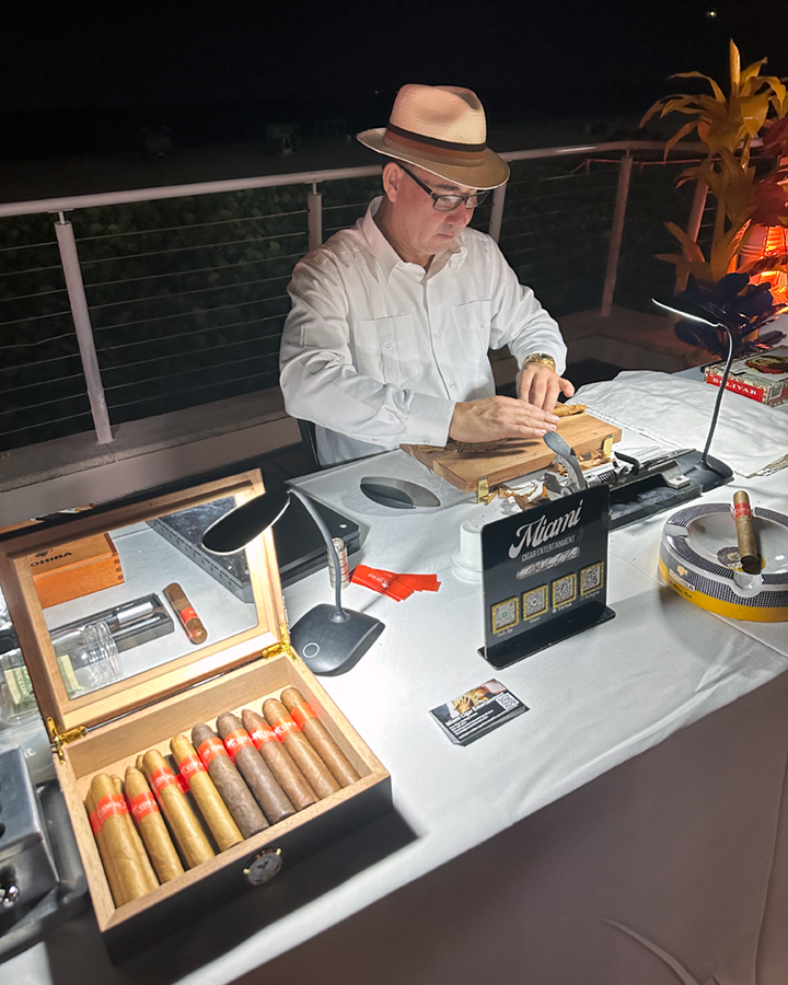 havana nights cigar roller