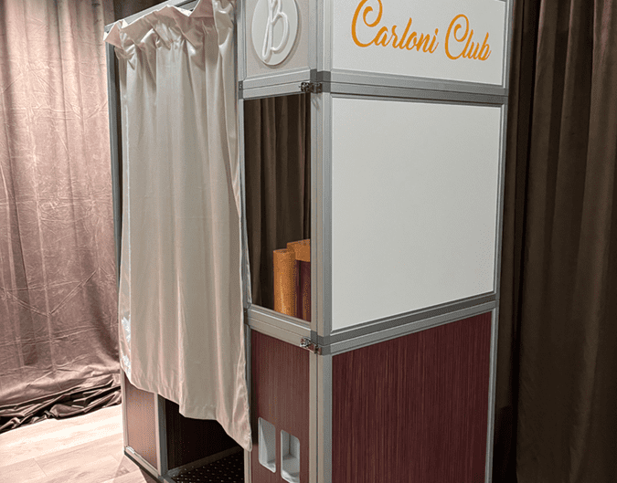 Vintage Enclosed Photo Booth