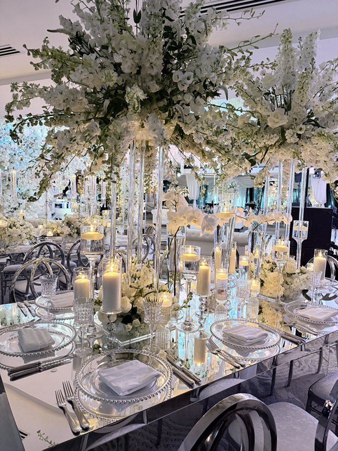 portrait deluxe edition glam photo booth full body luxury event photography