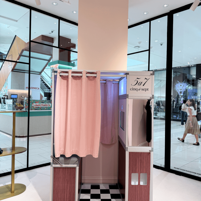 boutique enclosed photo booth cinq a sept aventura mall retail activation custom branding event