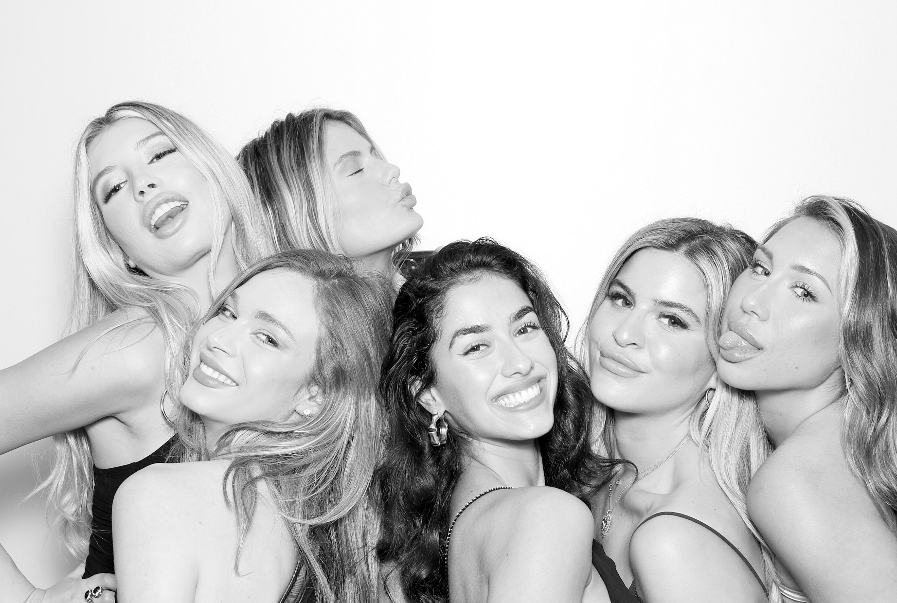 glam black and white photo booth picture
